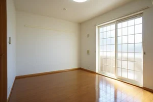 のマンスリーマンション・ウィークリーマンション「ルピナスⅠ 102・洋室(No.1247218)」メイン画像