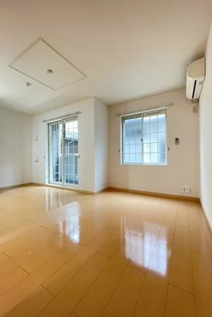 のマンスリーマンション・ウィークリーマンション「ナリッシュ 102・洋室(No.1247235)」メイン画像