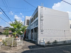 河内花園駅（大阪府）のマンスリーマンション・ウィークリーマンション「レオパレスシュバリエ 106(No.1247492)」メイン画像