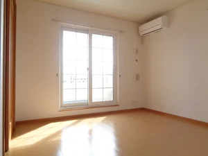 のマンスリーマンション・ウィークリーマンション「エアリー・ヴィラ　Ｂ 201・洋室(No.1247802)」メイン画像