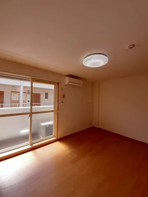 のマンスリーマンション・ウィークリーマンション「サウス　メディオ 204・洋室(No.1247866)」メイン画像