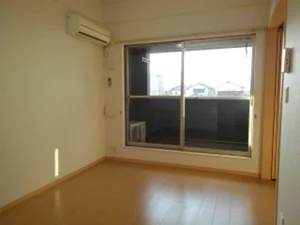 のマンスリーマンション・ウィークリーマンション「プランタンソレイユ 202・洋室(No.1247908)」メイン画像