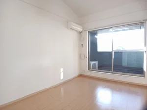 高田市駅（奈良県）のマンスリーマンション・ウィークリーマンション「プランタンソレイユ 202・洋室(No.1247908)」メイン画像