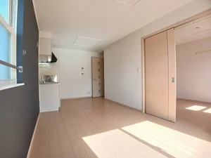 のマンスリーマンション・ウィークリーマンション「ヴィラ宮ノ前　参番館 201・洋室(No.1248016)」メイン画像