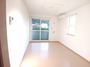 小城市のマンスリーマンション・ウィークリーマンション「レスト・パークⅡ 101・洋室(No.1248054)」メイン画像