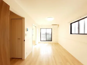 のマンスリーマンション・ウィークリーマンション「ノバリチェスメゾン　Ａ 201・洋室(No.1248061)」メイン画像