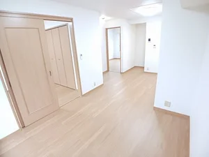 のマンスリーマンション・ウィークリーマンション「フィオーレＢ 202・洋室(No.1248066)」メイン画像