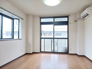 のマンスリーマンション・ウィークリーマンション「ビュ－ハイツ久保Ⅱ 202・洋室(No.1248194)」メイン画像