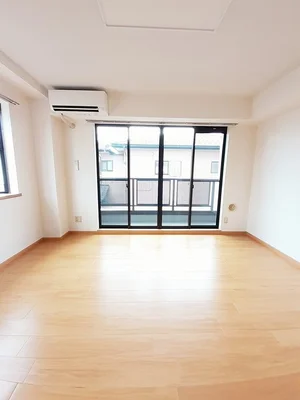 のマンスリーマンション・ウィークリーマンション「ノースチェスナット 201・洋室(No.1248268)」メイン画像