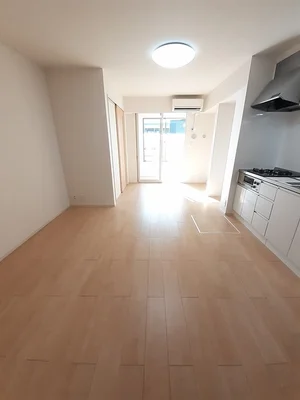 のマンスリーマンション・ウィークリーマンション「カサ　デル　ソル　Ａ 102・洋室(No.1248391)」メイン画像