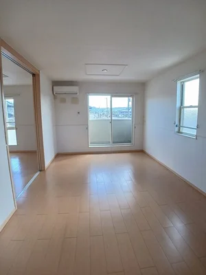 のマンスリーマンション・ウィークリーマンション「カーサ　エスペランツァ 201・洋室(No.1248423)」メイン画像