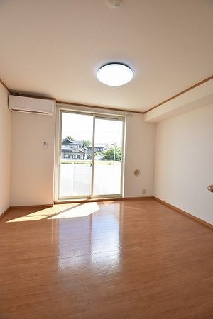 のマンスリーマンション・ウィークリーマンション「ヴァン　アヴェニールＢ 202・洋室(No.1248504)」メイン画像