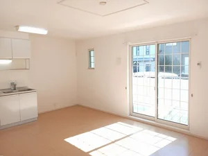 のマンスリーマンション・ウィークリーマンション「サン　ブリーズ　Ⅰ 102・洋室(No.1248512)」メイン画像