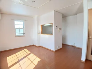 のマンスリーマンション・ウィークリーマンション「ラフレシールウエスト 201・洋室(No.1248660)」メイン画像