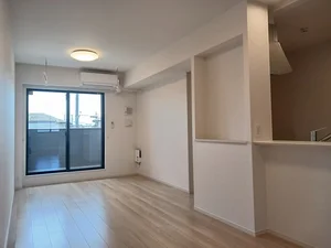 のマンスリーマンション・ウィークリーマンション「ヒカルサ甲府国母　ノースⅠ 202・洋室(No.1248857)」メイン画像