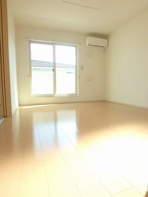 のマンスリーマンション・ウィークリーマンション「アプローズⅠ 201・洋室(No.1248883)」メイン画像