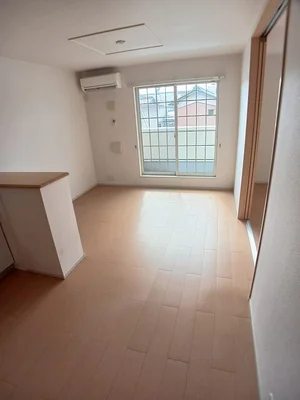 南彦根駅（滋賀県）のマンスリーマンション・ウィークリーマンション「ＳｕｂａｒｕⅢ番館 201・洋室(No.1249070)」メイン画像