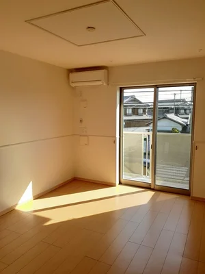 のマンスリーマンション・ウィークリーマンション「メイダン　アーレ 202・LDK(No.1249072)」メイン画像