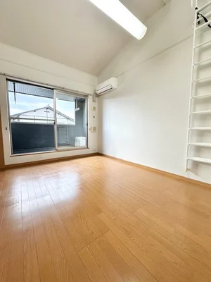 のマンスリーマンション・ウィークリーマンション「フレスクーラブリッサ 202・洋室(No.1249120)」メイン画像