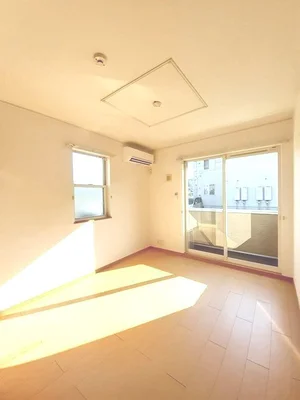 のマンスリーマンション・ウィークリーマンション「シルキーエトアールＣ 102・洋室(No.1249171)」メイン画像