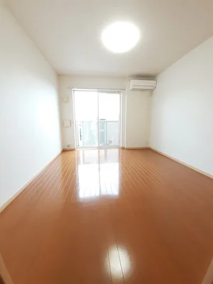 のマンスリーマンション・ウィークリーマンション「エレガンテ・フィオーレ　Ａ 202・洋室(No.1249196)」メイン画像