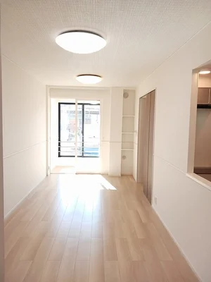 のマンスリーマンション・ウィークリーマンション「エアリーみとよ　Ⅰ 105・洋室(No.1249306)」メイン画像