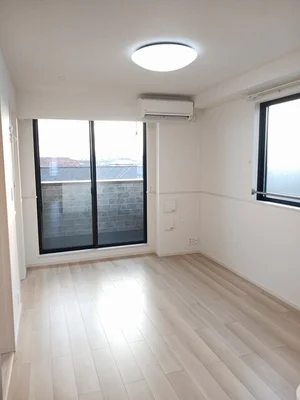 のマンスリーマンション・ウィークリーマンション「エアリーみとよ　Ⅱ 305・洋室(No.1249311)」メイン画像