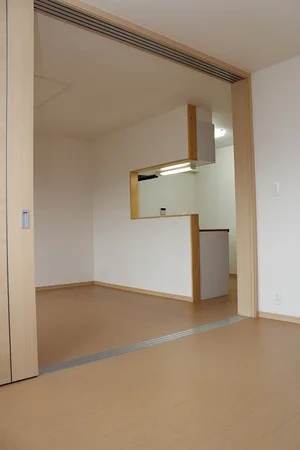 のマンスリーマンション・ウィークリーマンション「ガーデンハウス六仙寺 202・洋室(No.1249427)」メイン画像