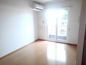 のマンスリーマンション・ウィークリーマンション「フォンテーヌ．ブローＢ 102・洋室(No.1249501)」メイン画像