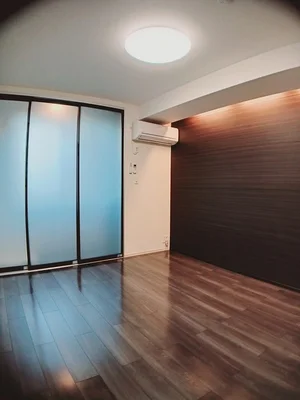 のマンスリーマンション・ウィークリーマンション「メゾン・ド・ヴェールⅡ 102・洋室(No.1249549)」メイン画像