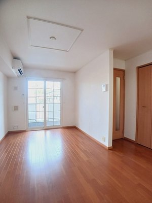 大里郡寄居町のマンスリーマンション・ウィークリーマンション「フローレゾンⅢ 102・洋室(No.1249561)」メイン画像