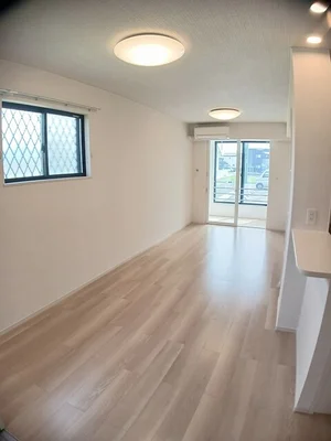 のマンスリーマンション・ウィークリーマンション「ＯＵＲＣＩＴＹ丸亀　Ⅱ 104・洋室(No.1249686)」メイン画像