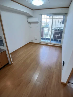 新居浜市のマンスリーマンション・ウィークリーマンション「サニーミニヨンハウス 202・洋室(No.1249687)」メイン画像