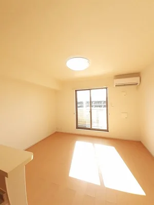 のマンスリーマンション・ウィークリーマンション「アルバ　カーサⅠ 202・洋室(No.1249767)」メイン画像