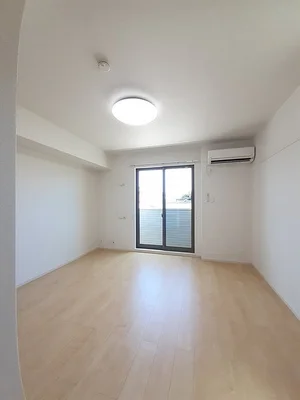 のマンスリーマンション・ウィークリーマンション「メゾンリヴィエールＣ 102・洋室(No.1249772)」メイン画像