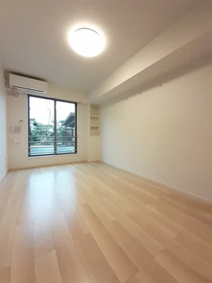 のマンスリーマンション・ウィークリーマンション「グラース　Ⅰ 102・洋室(No.1249844)」メイン画像