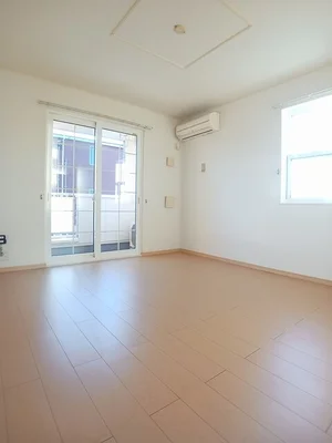 のマンスリーマンション・ウィークリーマンション「アンソレイエ 101・洋室(No.1250101)」メイン画像