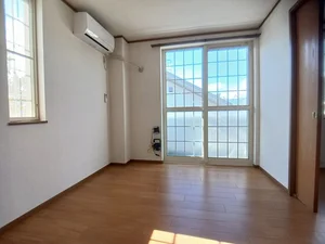 松本市のマンスリーマンション・ウィークリーマンション「ベルク・ヴィラ　Ｂ棟 202・洋室(No.1250195)」メイン画像