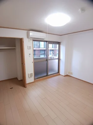 華頂短期大学周辺のマンスリーマンション・ウィークリーマンション「富小路四条マンション 403・洋室(No.1250443)」メイン画像