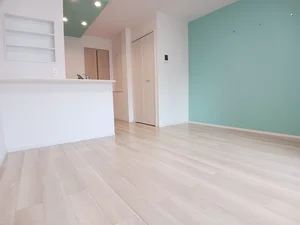 のマンスリーマンション・ウィークリーマンション「ラフォーレ　Ⅴ 102・洋室(No.1250495)」メイン画像