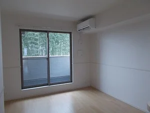 のマンスリーマンション・ウィークリーマンション「グランツ　（額田部北町） 203・洋室(No.1250512)」メイン画像