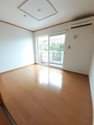 のマンスリーマンション・ウィークリーマンション「メリッサⅠ 102・洋室(No.1250618)」メイン画像