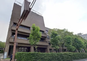 広島市役所 徒歩15分