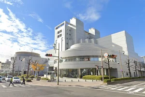 広島市立中区図書館 徒歩10分