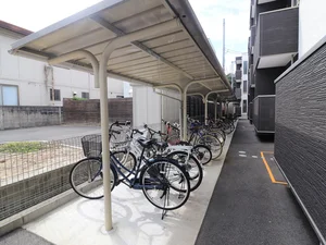 駐輪場有 自転車可能!近場へのアクセスに便利です。