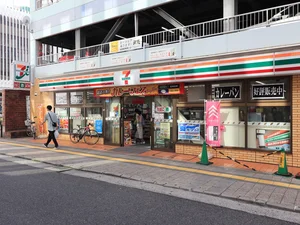 セブン-イレブン 広島鉄砲町店まで徒歩3分