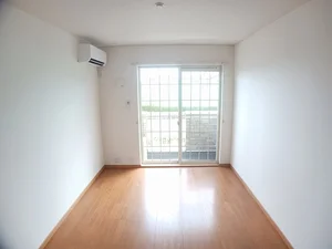 安八郡輪之内町のマンスリーマンション・ウィークリーマンション「フィオーレさくらＢ 102・洋室(No.1250918)」メイン画像