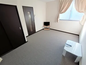 のマンスリーマンション・ウィークリーマンション「レオネクストカレン 201(No.1251194)」メイン画像