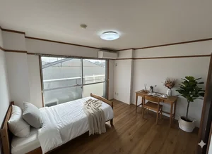 のマンスリーマンション・ウィークリーマンション「【岐阜市松鴻町/名鉄岐阜駅徒歩７分/南向き角部屋/広々1LDK/Wi-Fi無料】（マンスリーベースＪＰ 005) 1LDK(No.1251196)」メイン画像