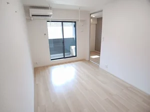 鳥取県のマンスリーマンション・ウィークリーマンション「リバーサイド東巌城 203・洋室(No.1251614)」メイン画像